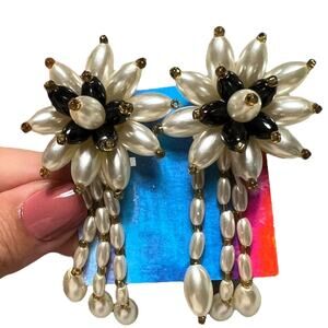 Vintage Pearl Flower Clip On Earrings Black White Dangling Statement